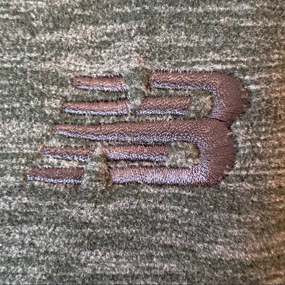 💥HOST PICK💥NWT New Balance Space Dye Hoodie - Picture 5 of 16